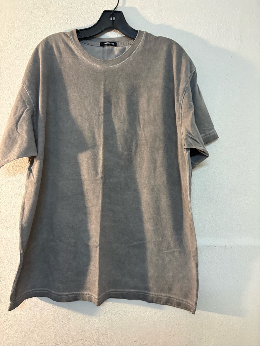 TALENTLESS Washed Gray Short Sleeve Crewneck Tee